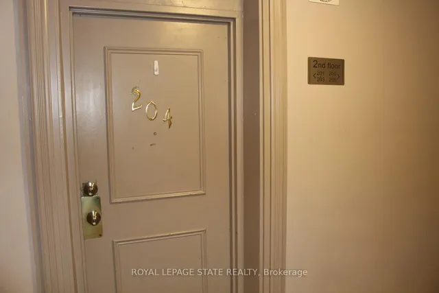 Additional image 9 of 851 Queenston Rd Unit 204