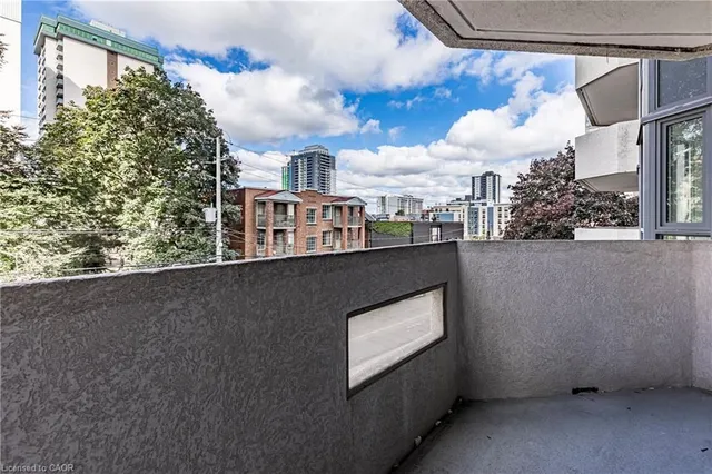 Additional image 29 of 67 Caroline St Unit 304 (3D)