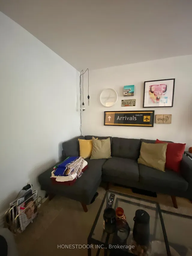 Additional image 25 of 103 Victoria Ave