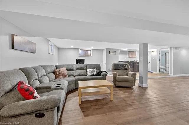 Additional image 31 of 3951 6 Hwy