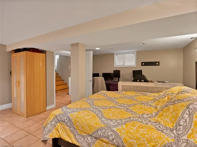 Additional image 14 of 210 East 24th St