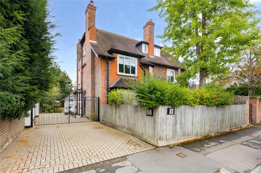 Additional image 20 of Avenue St. Nicholas, Harpenden, Hertfordshire, AL5