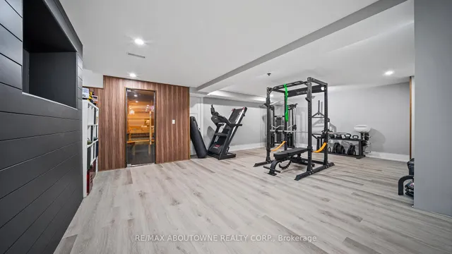 Additional image 43 of 11 John Murray St