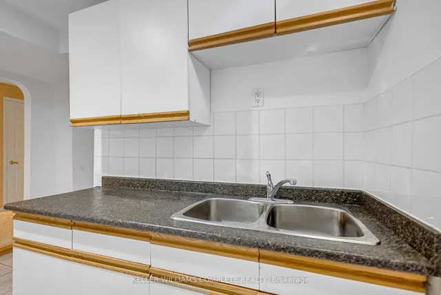 Additional image 38 of 2 ROBESPIERRE Crt