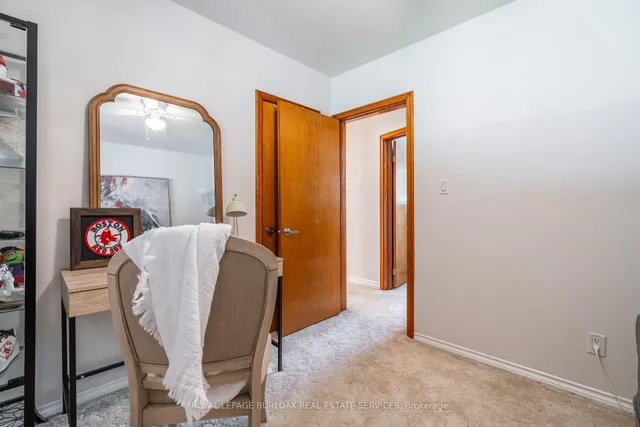 Additional image 19 of 7 Kenwood Cres