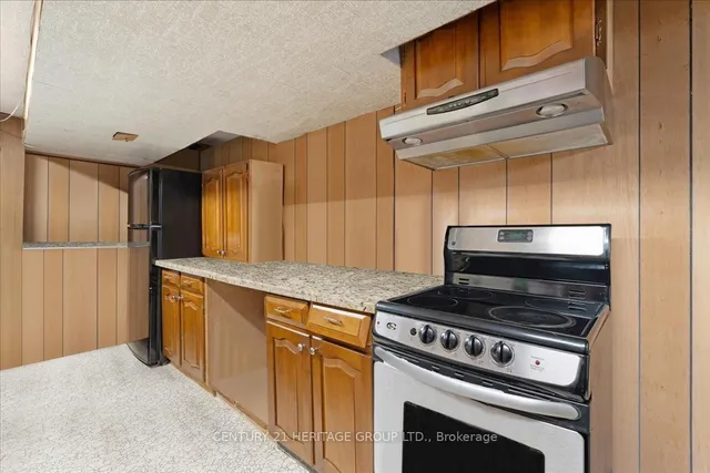Additional image 38 of 67 Elmhurst Dr