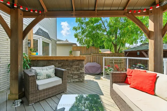 Additional image 32 of 10 Millpond Pl