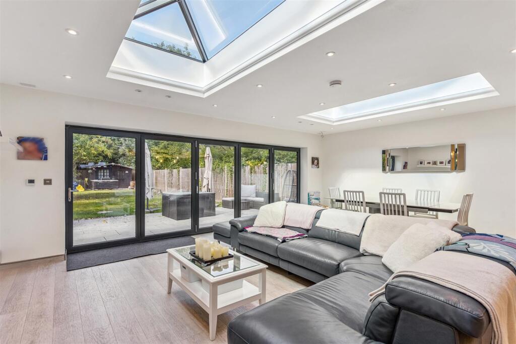 Additional image 2 of St. Albans Road, Sandridge, St. Albans, AL4