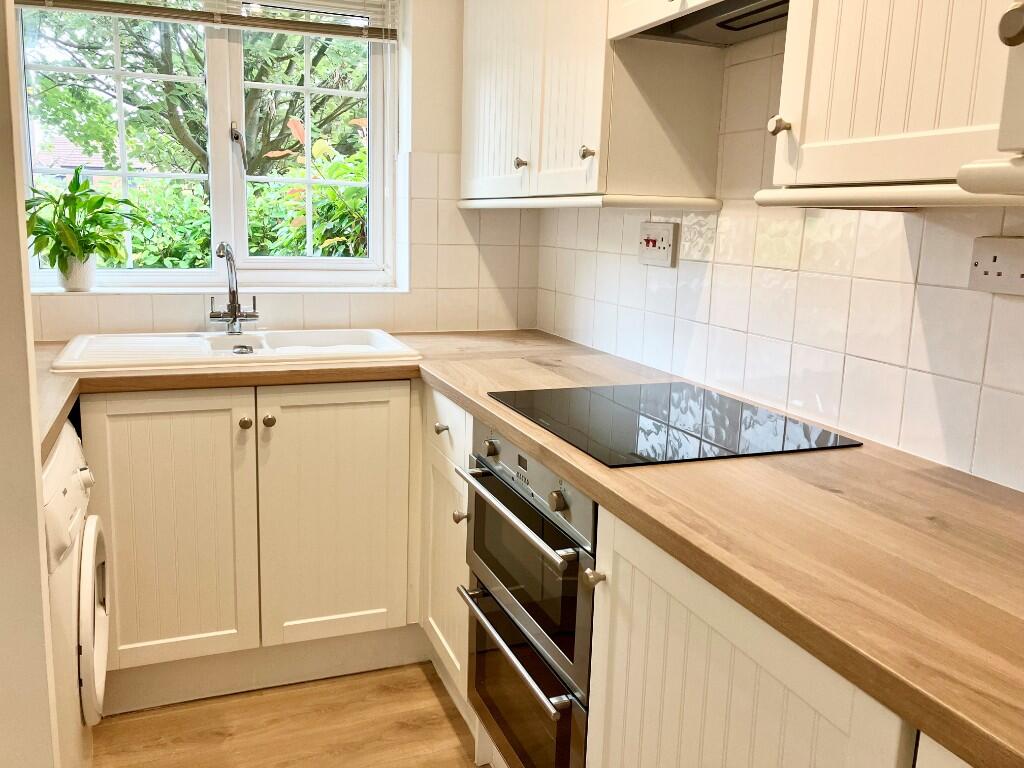 Additional image 5 of Larkswood Rise, St. Albans, Hertfordshire, AL4 9JU