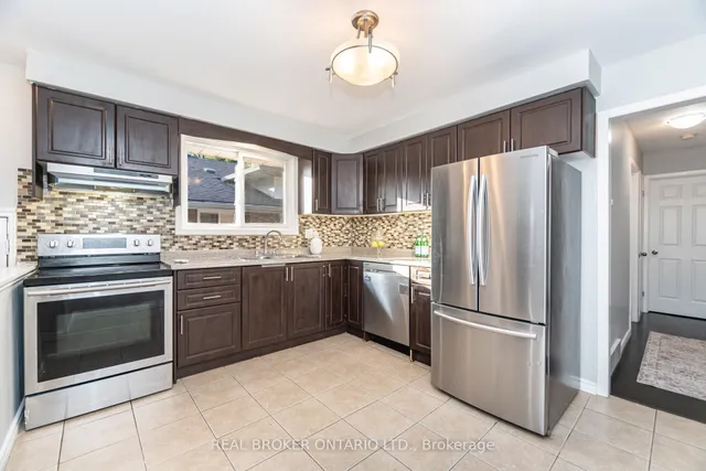 Additional image 14 of 66 GAINSBOROUGH Rd