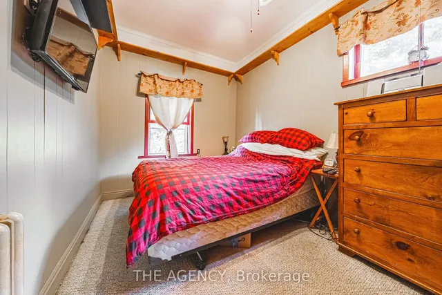 Additional image 9 of 327 Campbell Ave