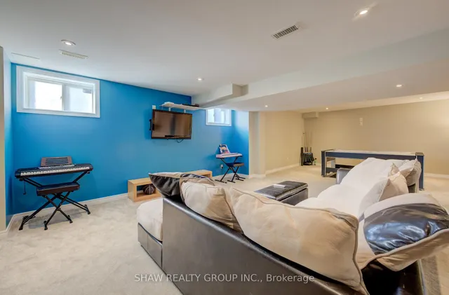 Additional image 27 of 571 Stonehenge Dr