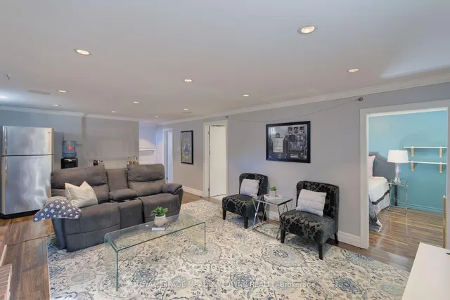 Additional image 25 of 272 Oriole Crt