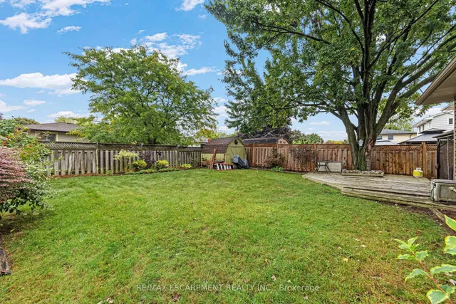 Additional image 32 of 111 BOSTON Cres