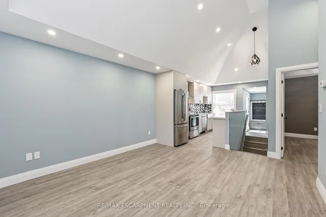 Additional image 8 of 95 Houghton Ave