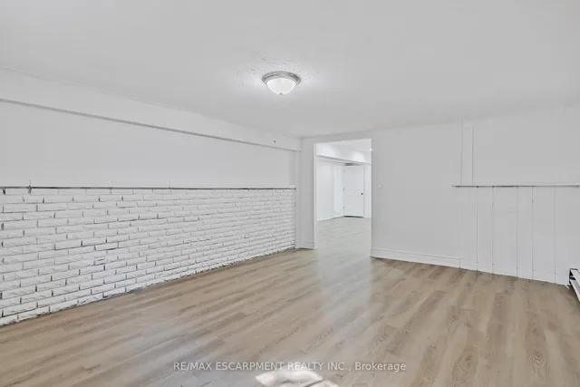 Additional image 24 of 585 Fifth Rd