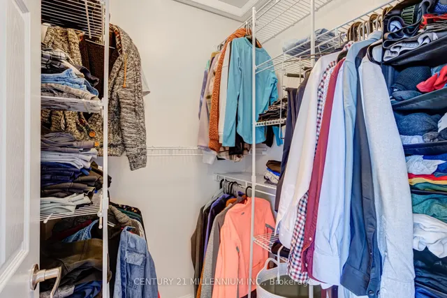 Additional image 26 of 914 Ambroise Cres