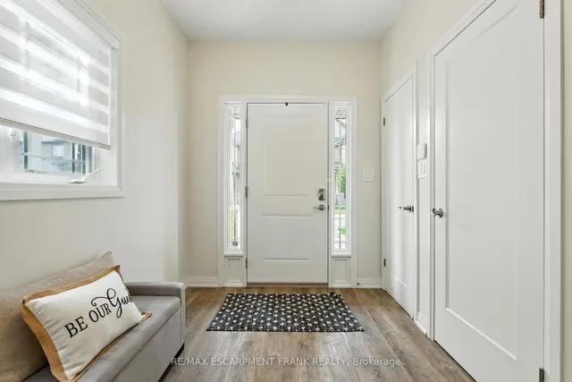 Additional image 5 of 9 Laguna Village Cres