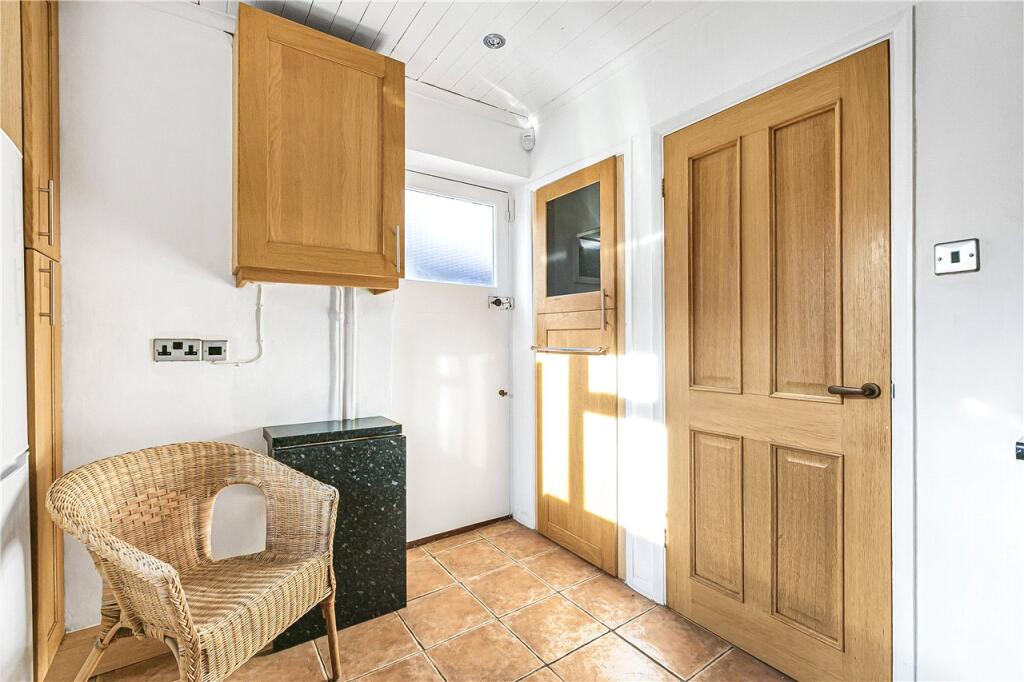 Additional image 6 of Roundwood Lane, Harpenden, AL5