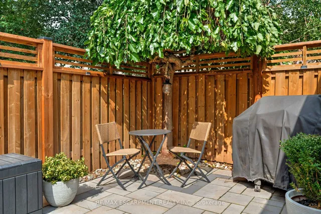 Additional image 44 of 5255 Lakeshore Rd Unit 57