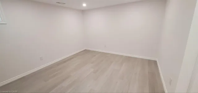 Additional image 17 of 60 Champlain Ave Unit Main Floor