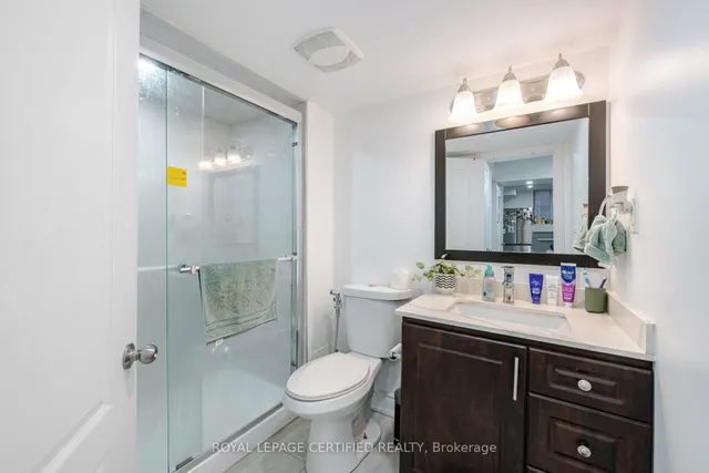 Additional image 37 of 335 Bessborough Dr