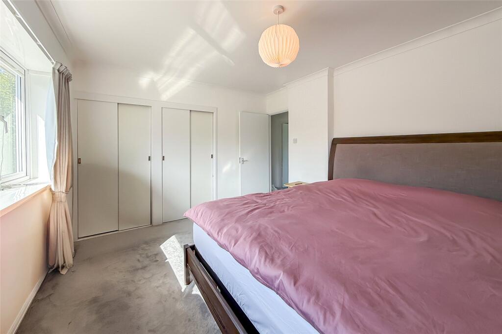 Additional image 24 of Tuffnells Way, Harpenden, Hertfordshire, AL5