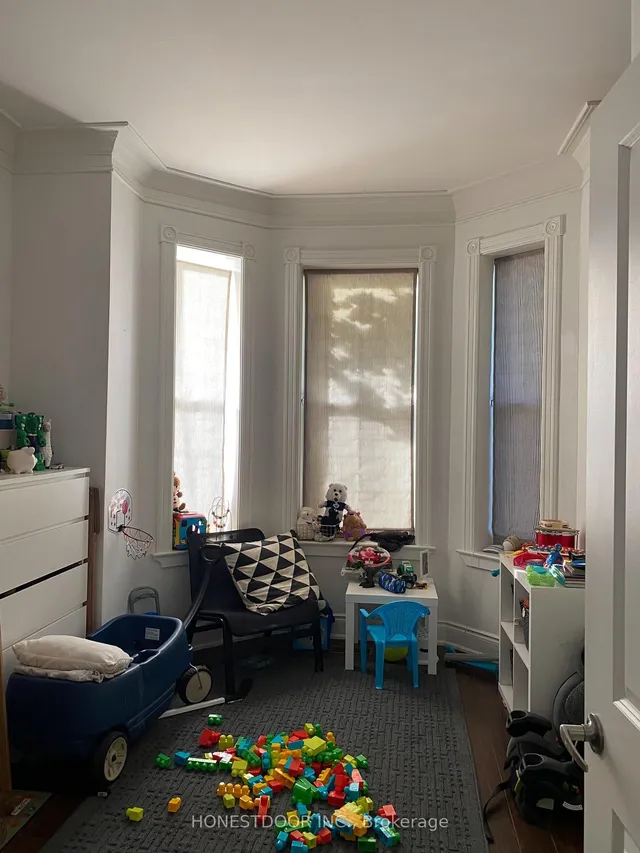 Additional image 14 of 103 Victoria Ave