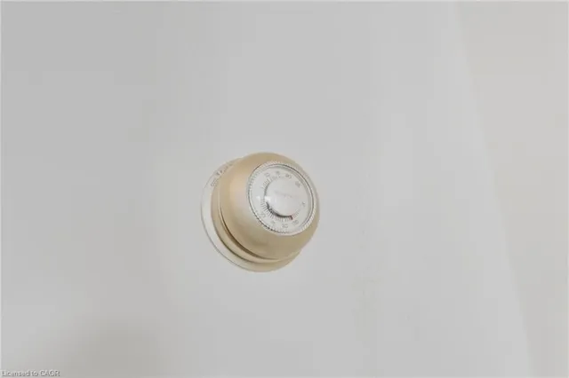 Additional image 22 of 36 James St Unit 709