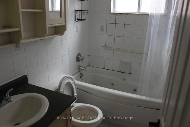 Additional image 5 of 851 Queenston Rd Unit 204