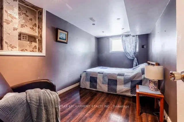 Additional image 41 of 45 Fonthill Rd