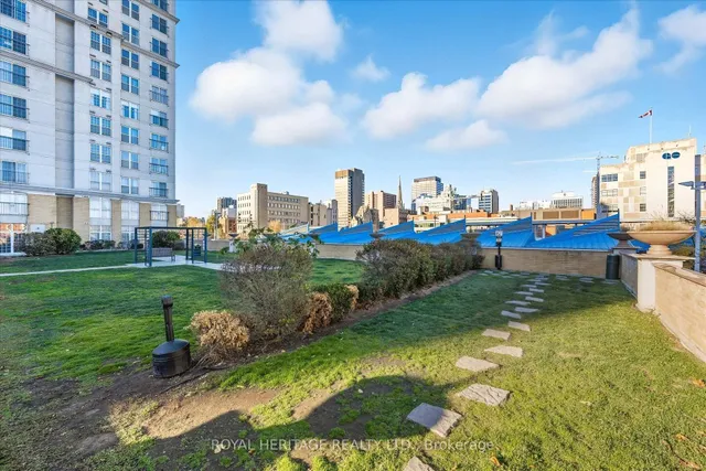 Additional image 28 of 135 James St Unit 615