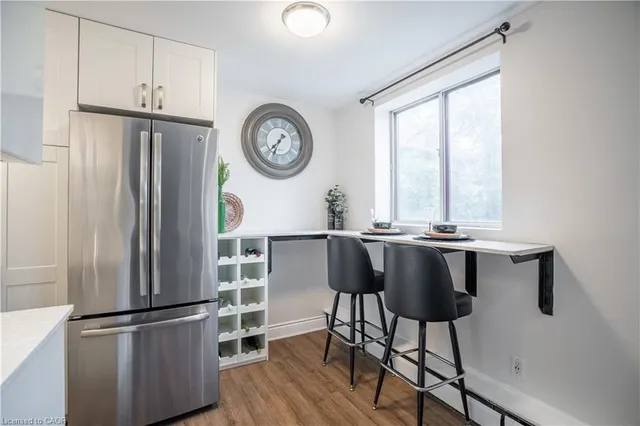 Additional image 12 of 141 Catharine St Unit 204