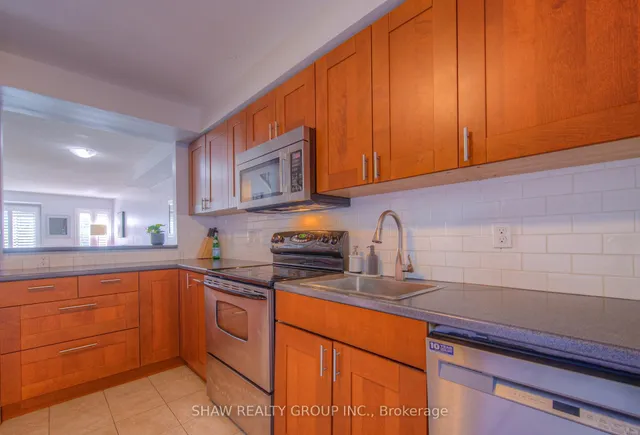 Additional image 23 of 895 Maple Ave Unit 502