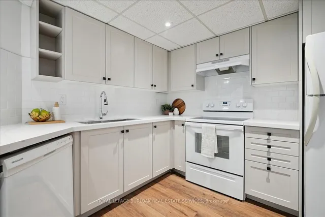 Additional image 13 of 5090 Pinedale Ave Unit 208