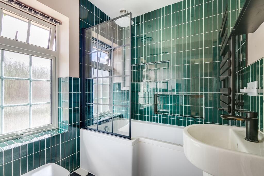 Additional image 16 of Valley Road, Welwyn Garden City, Hertfordshire, AL8 7DP