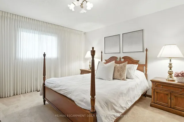 Additional image 15 of 24 Ellington Ave