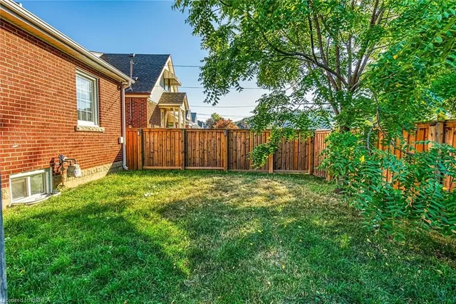 Additional image 46 of 1338 Monterey Ave