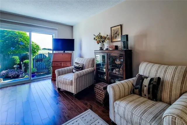 Additional image 7 of 1115 Paramount Dr Unit 88