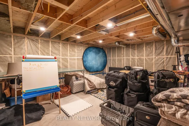 Additional image 30 of 68 Mountain Park Ave