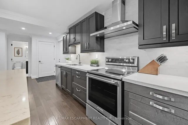 Additional image 12 of 1377 Lakeshore Rd Unit 104