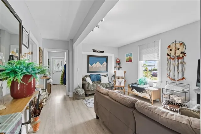 Additional image 13 of 110 Emerson St