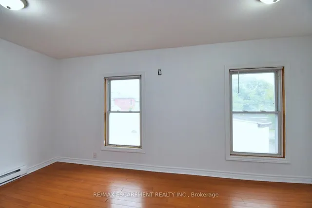 Additional image 17 of 122 Evans St