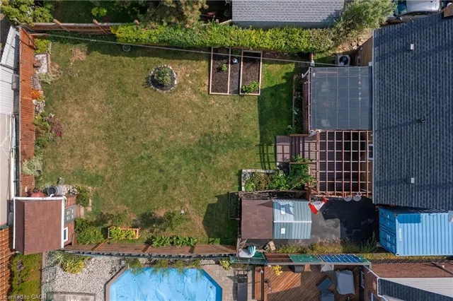 Additional image 37 of 3 Montrose Ave