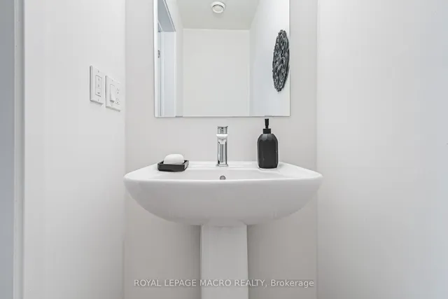 Additional image 8 of 1121 Cooke Blvd Unit 13