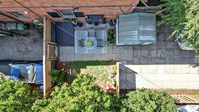 Additional image 36 of 164 WENTWORTH St