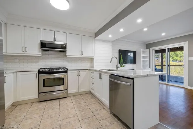 Additional image 18 of 55 Thames Way