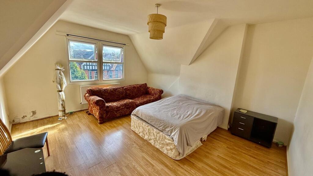 Additional image 3 of Grove Avenue, Moseley, B13