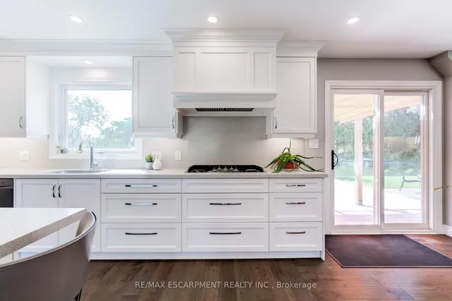 Additional image 11 of 2118 Agincourt Cres