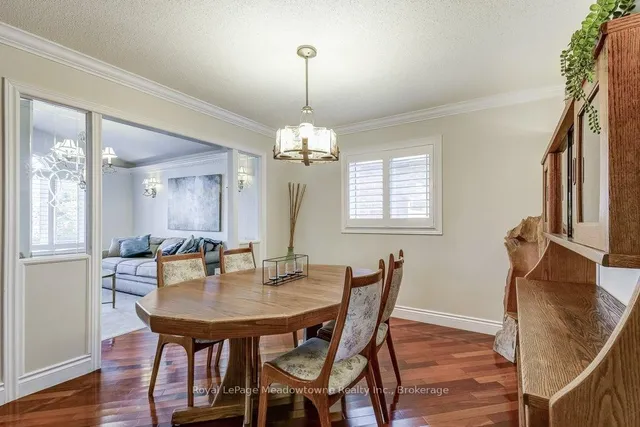 Additional image 11 of 61 Duncan Ave